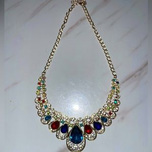 NWOT Plated gold jewellery with colorful rinestones